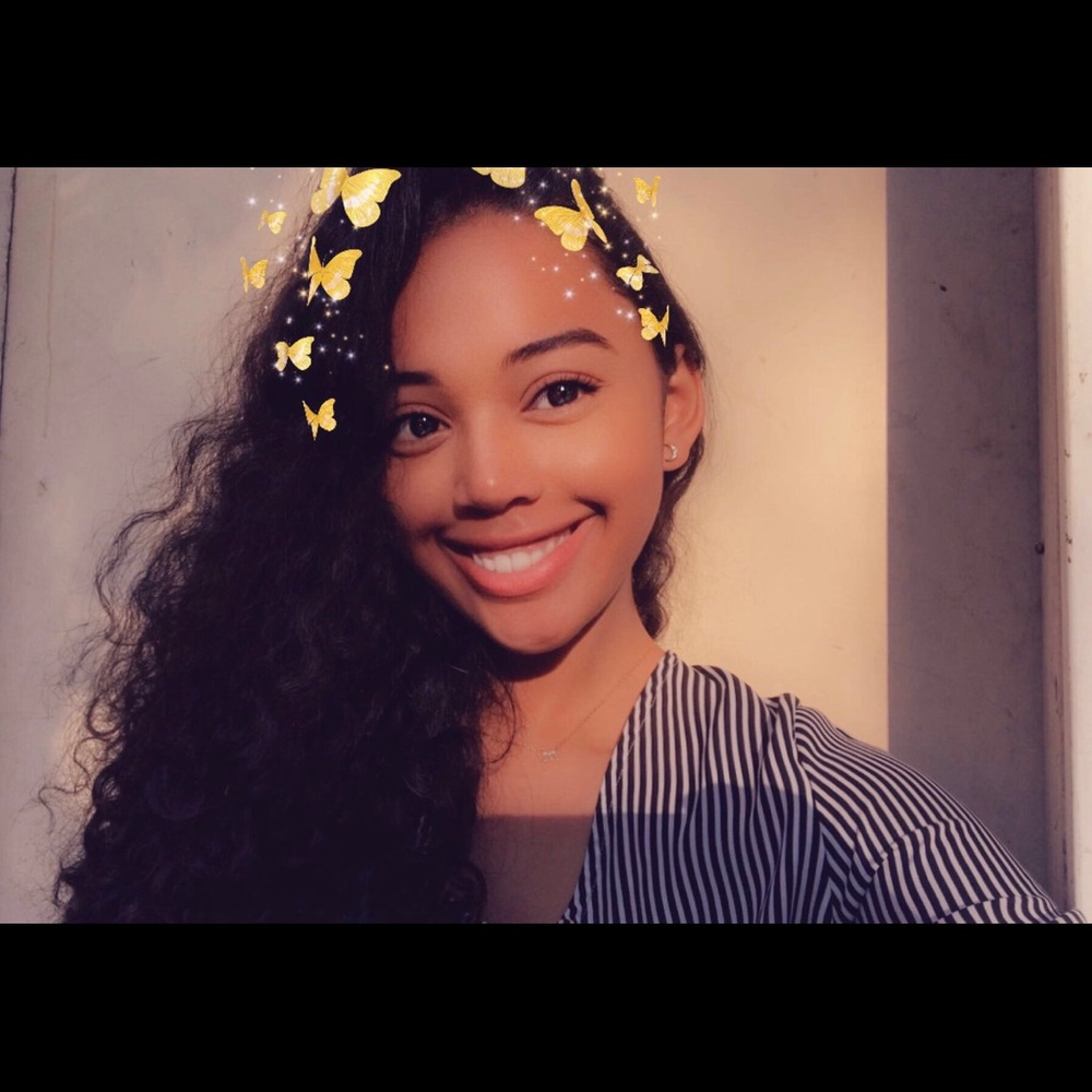 Meet your Posher, Mykaela